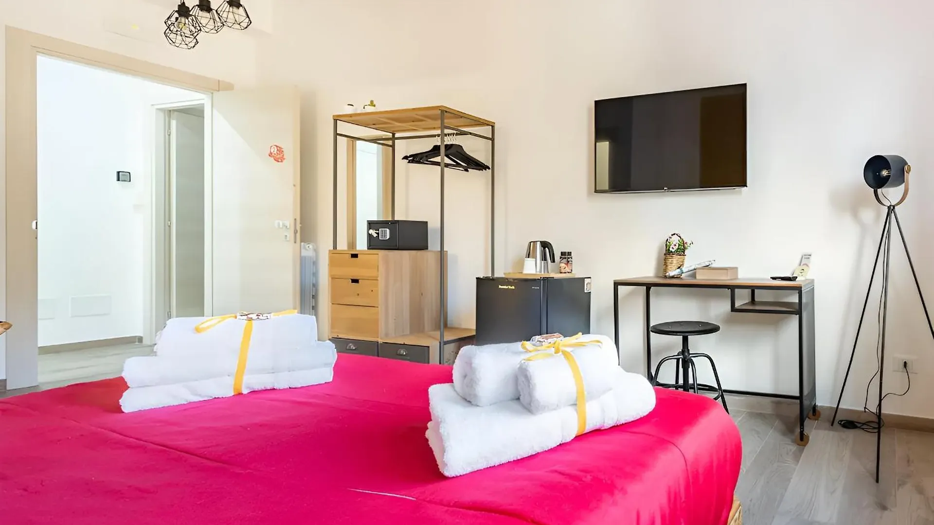 Hotel Ai Tesori di Palermo 0*,  Italia